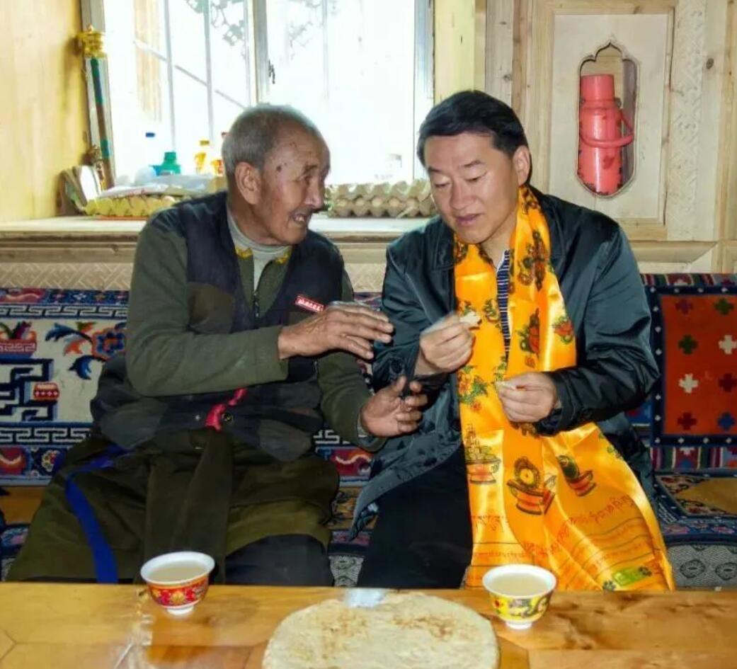 AG真人责任 | 四川AG真人强化“四个引领” 帮扶稻城县麻格同村脱贫奔康