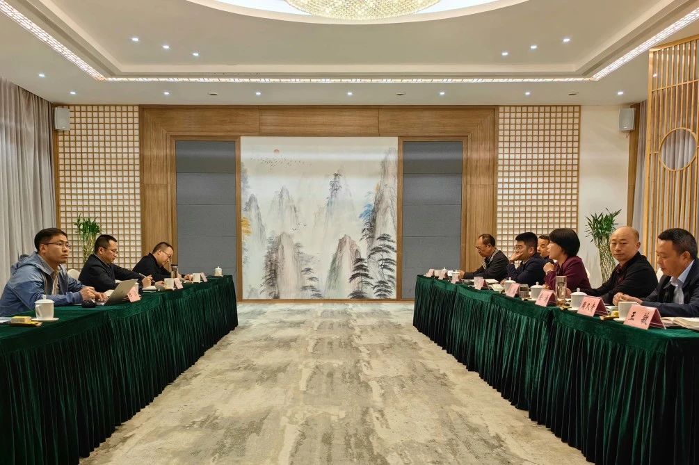 省AG真人集团考察组赴青神县文旅项目考察调研